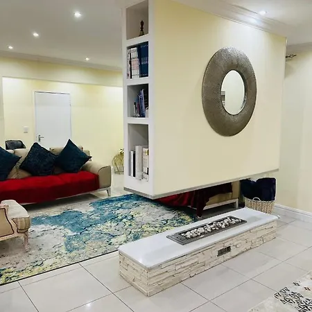 Lovely And Peaceful 3 Bedroom House Kapstadt Exterior foto