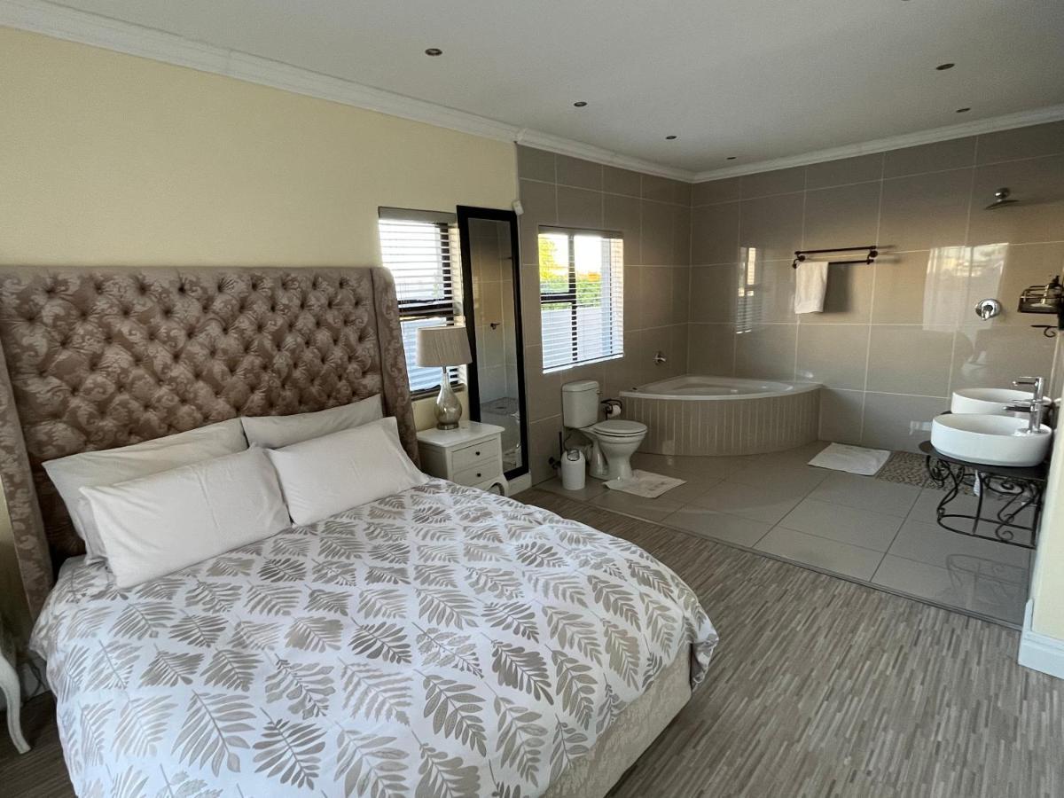 Ferienhaus Lovely And Peaceful 3 Bedroom House *