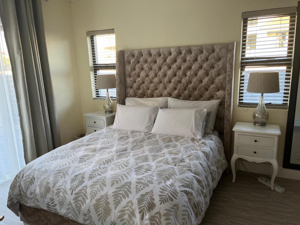 Lovely And Peaceful 3 Bedroom House Cidade Do Cabo
