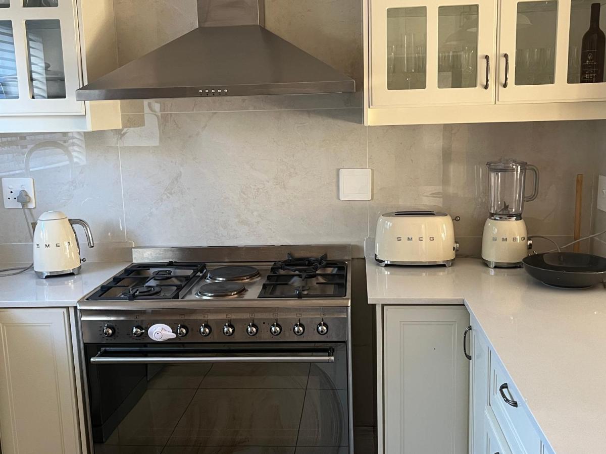 Lovely And Peaceful 3 Bedroom House Ferienhaus *